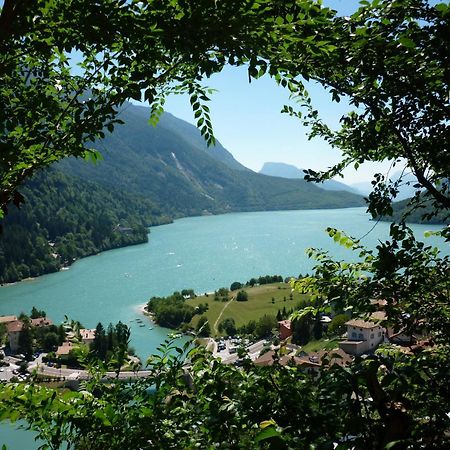 Appartamenti -Casa Nicolussi- Molveno Exteriör bild