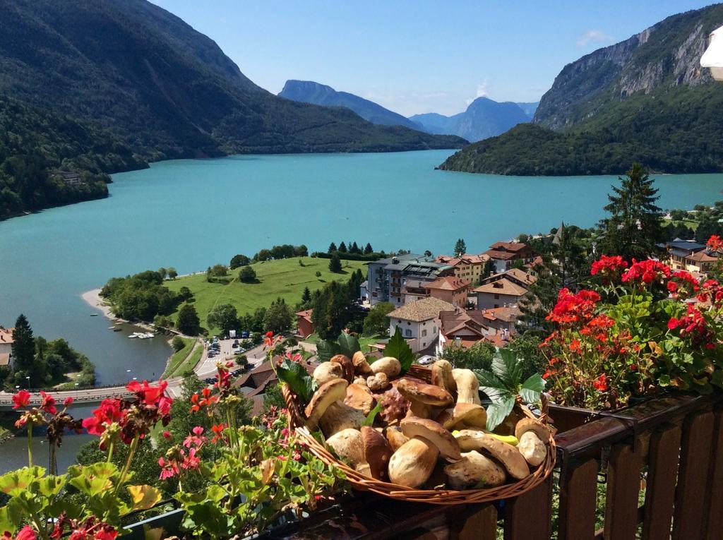 Appartamenti -Casa Nicolussi- Molveno Exteriör bild